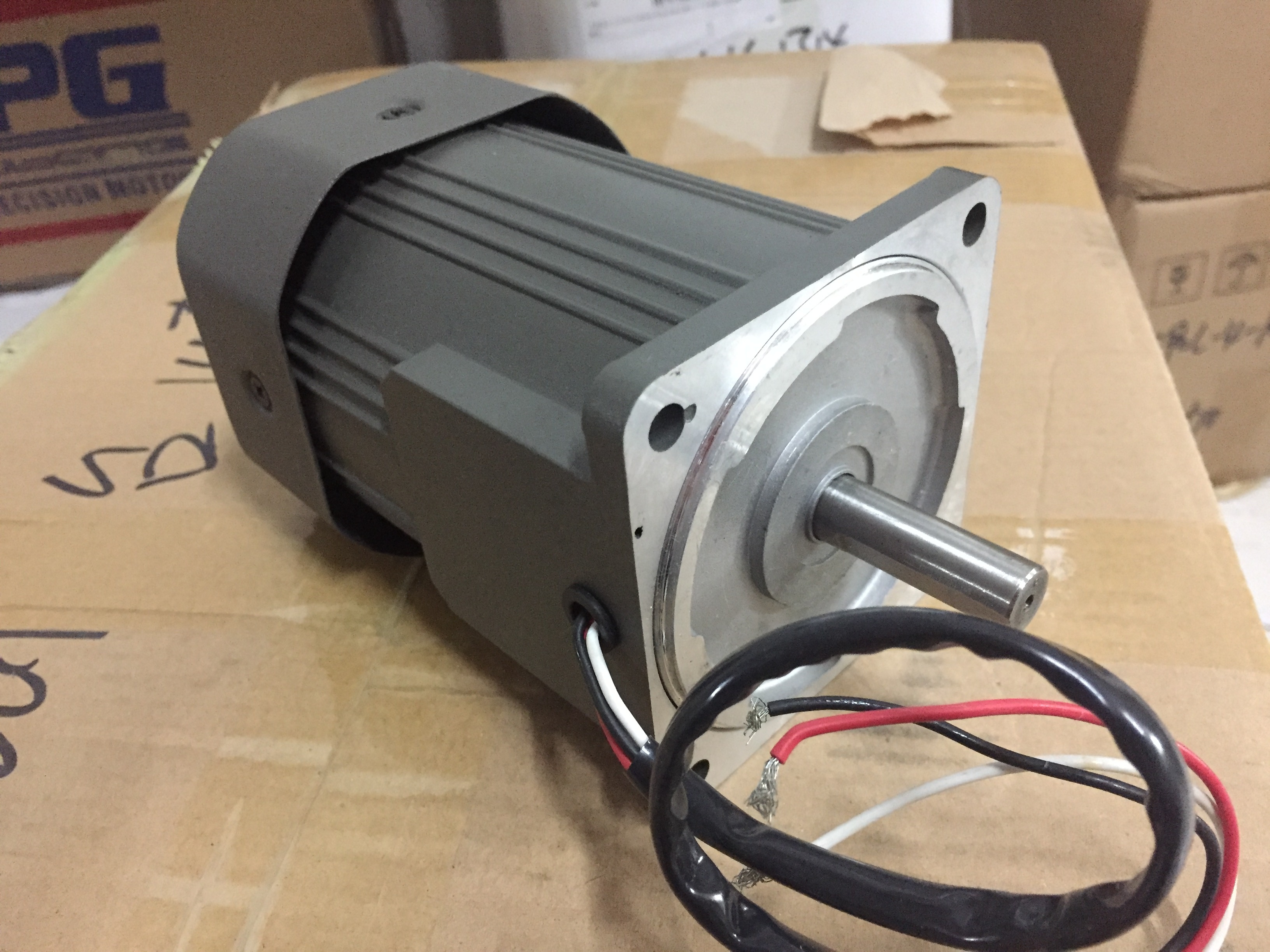 High Torque 3000 RPM Micro Single Phase AC Gear Motor Induction Motor 6-250W IP54 Flange Mount 50/60Hz TQG IE3