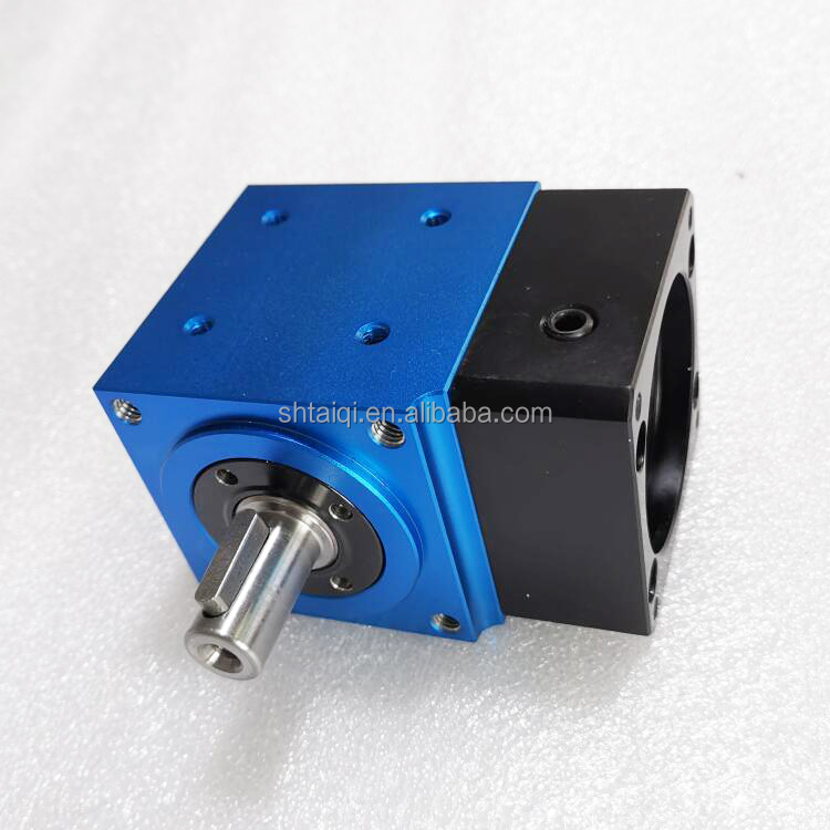 Right Angle Gearbox Multi-angle View 4