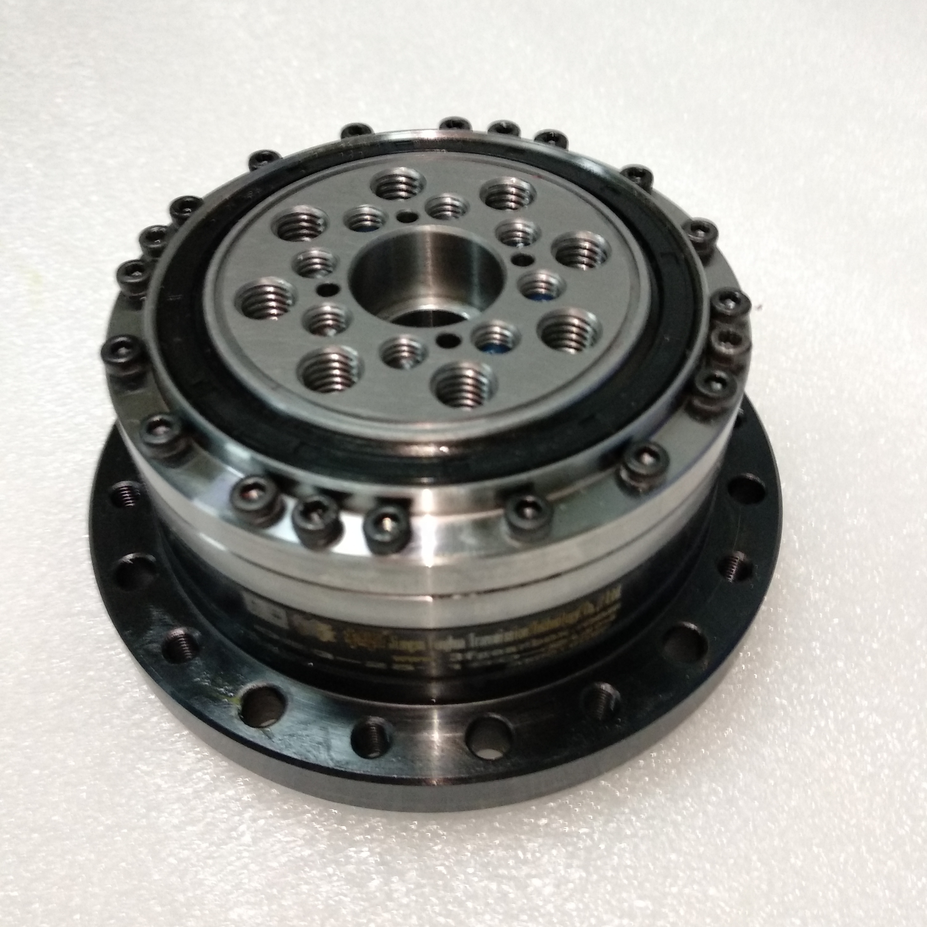 Zero Backlash Planetary Gearbox Stainless Steel 20:1 Reduction Ratio Robot Joints CSG-32-100-2UH Fourth Fifth Axis Machine Tool