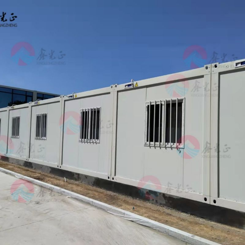 Casa Escolar Modular Personalizable para Espacios Educativos Modernos