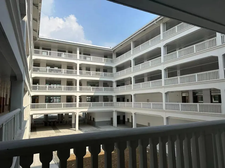 Soluciones Innovadoras de Construcción de Aulas para Espacios Educativos Modernos