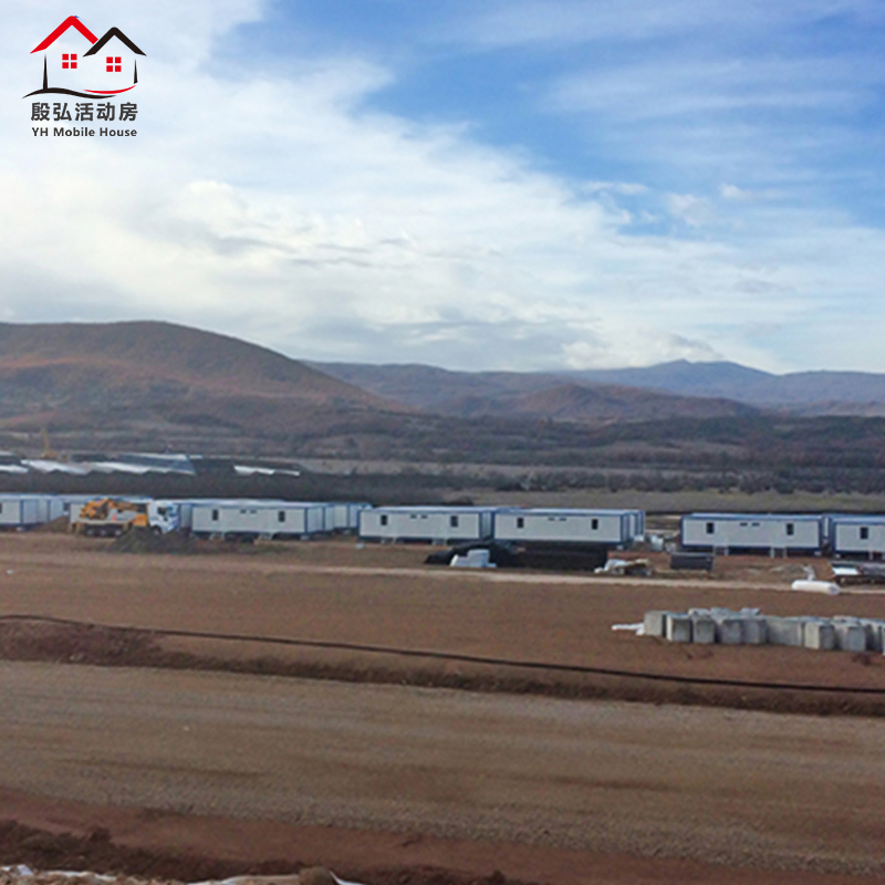 Panel Sándwich de EPS/PU/Lana de Roca de Vivienda Modular Yinhong 20FT Casas Prefabricadas para Vivienda Temporal o Permanente