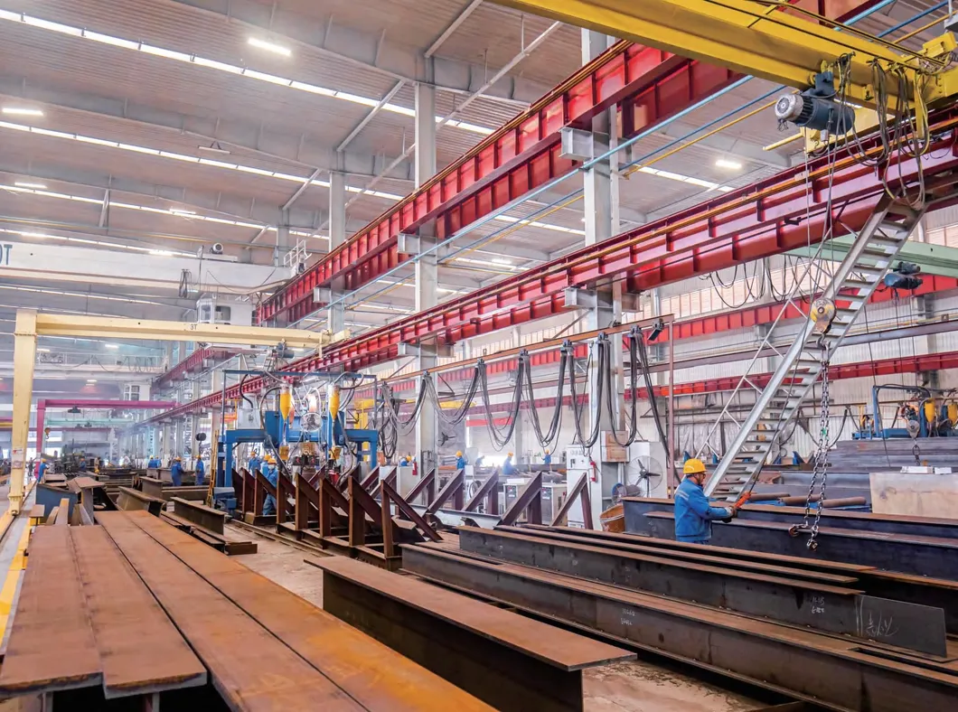 Sistemas de Construcción Modular Eficientes para Fuerza y Velocidad