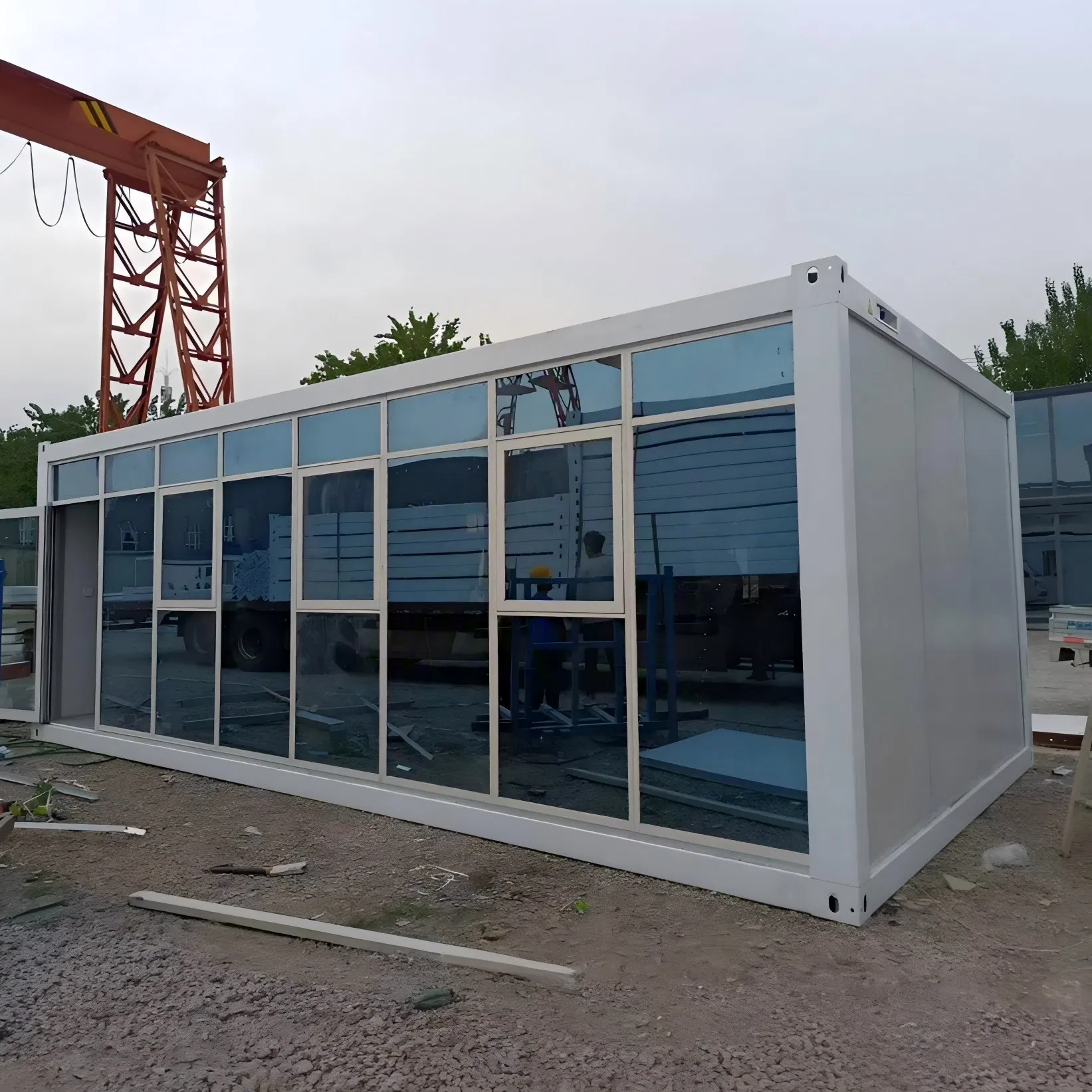 Customizable Modular Office Living Container Durable Prefab Building for Oil, Gas and Mining Industry
