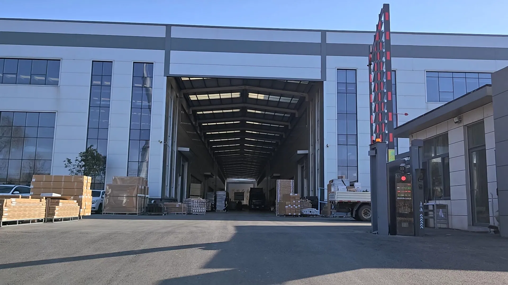Línea de producción e instalaciones fabriles