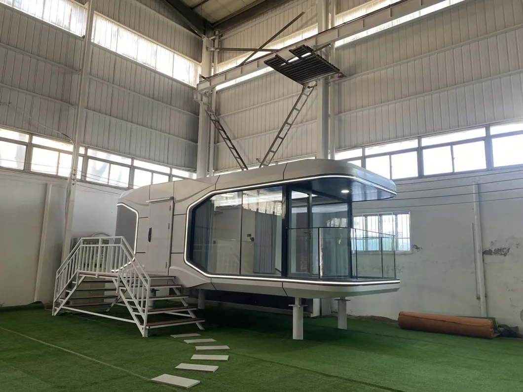 Casa modular cápsula prefabricada verde y eficiente en energía con sistema híbrido de solar y eólico