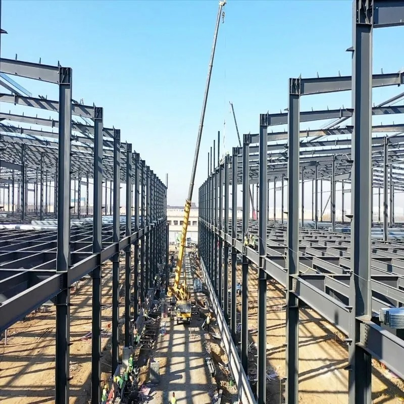 Construcción de almacén de estructura de acero prefabricada personalizada desde fábrica en China, suministro directo de edificio modular industrial de metal de lujo