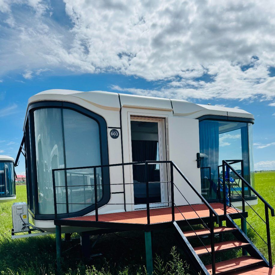 Casa Prefabricada Modular Tipo Cápsula Espacial con Vista Panorámica para Vivienda Permanente Casa de Huéspedes