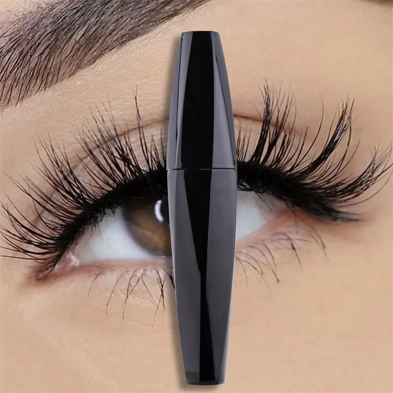 Mascara Detail View 1