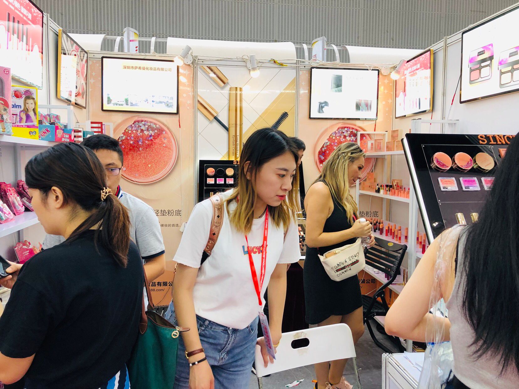 Wholesale Makeup Mirror Chrome Powder Nude Solid Pigment Powder Concealer Lasting Makeup Setting Powder