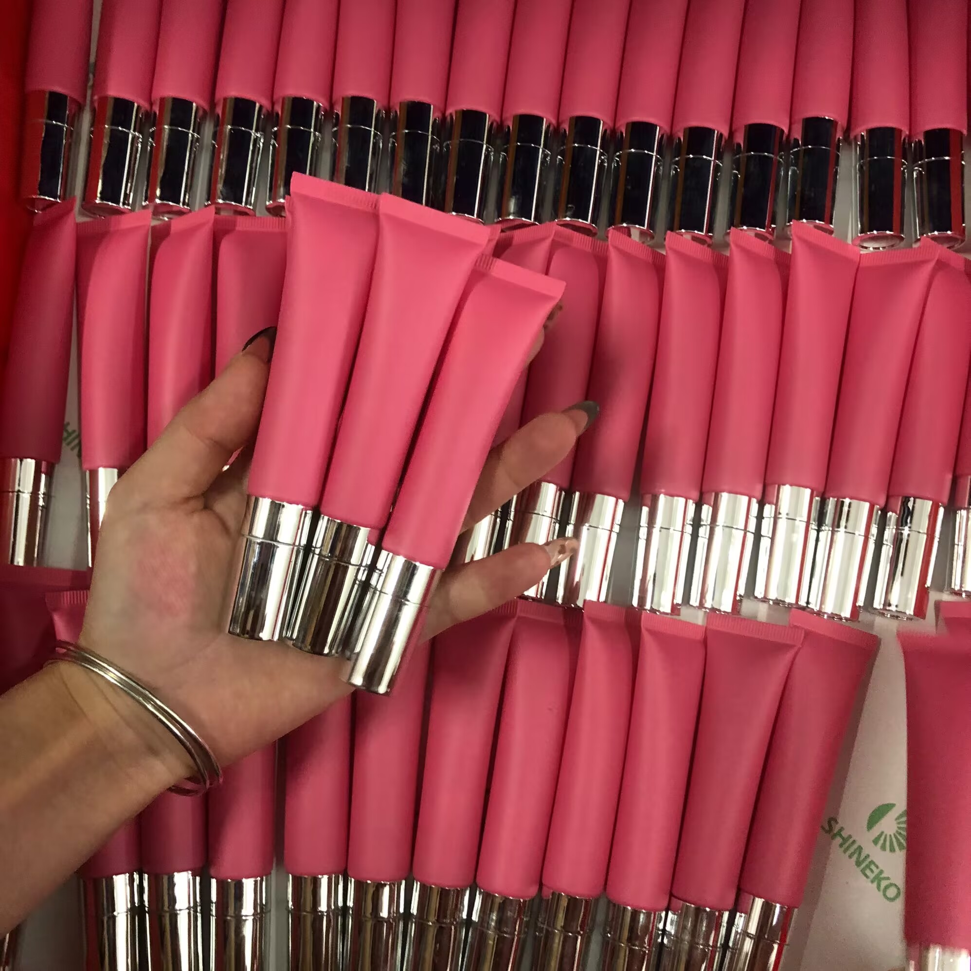 Lip Plumper Fuller Tinted Lip Gloss Plumping Instant Spicy Private Label Hyaluronic Maximizer Extreme Lip Plumper Gloss
