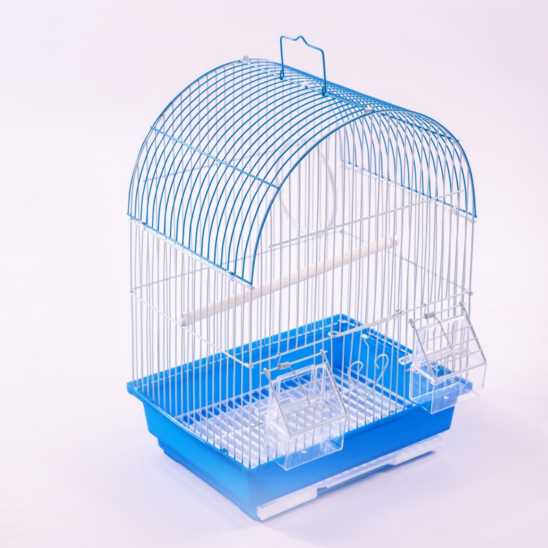 Multi-Tier Detachable Iron Frame Aviary Cage with Breathable Design and Plastic Tray for Easy Cleaning and Mobility