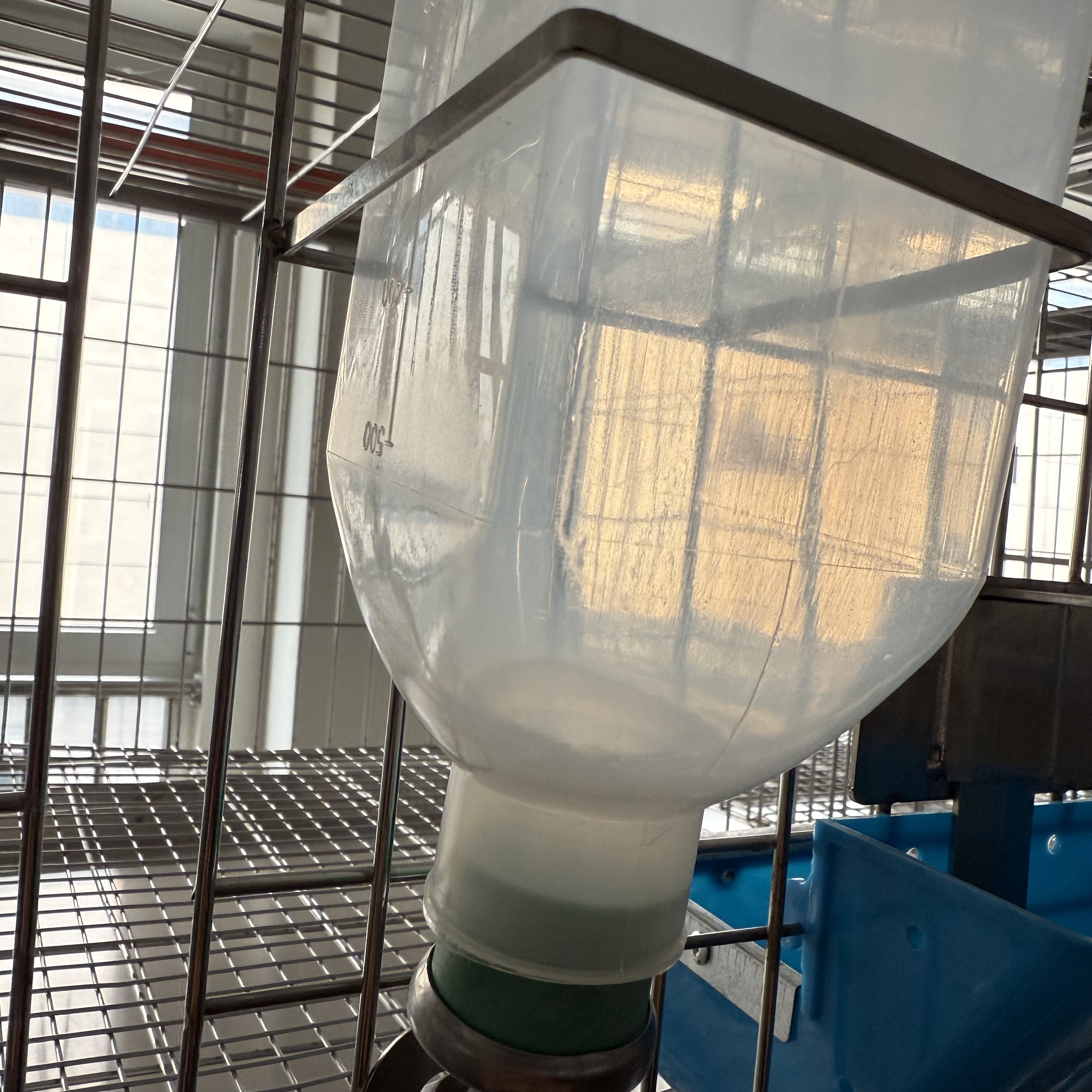 Cheap Well-Ventilated Galvanized Rabbit Cages with Customizable Options Large-Scale Breeding Filter Elements and Motor
