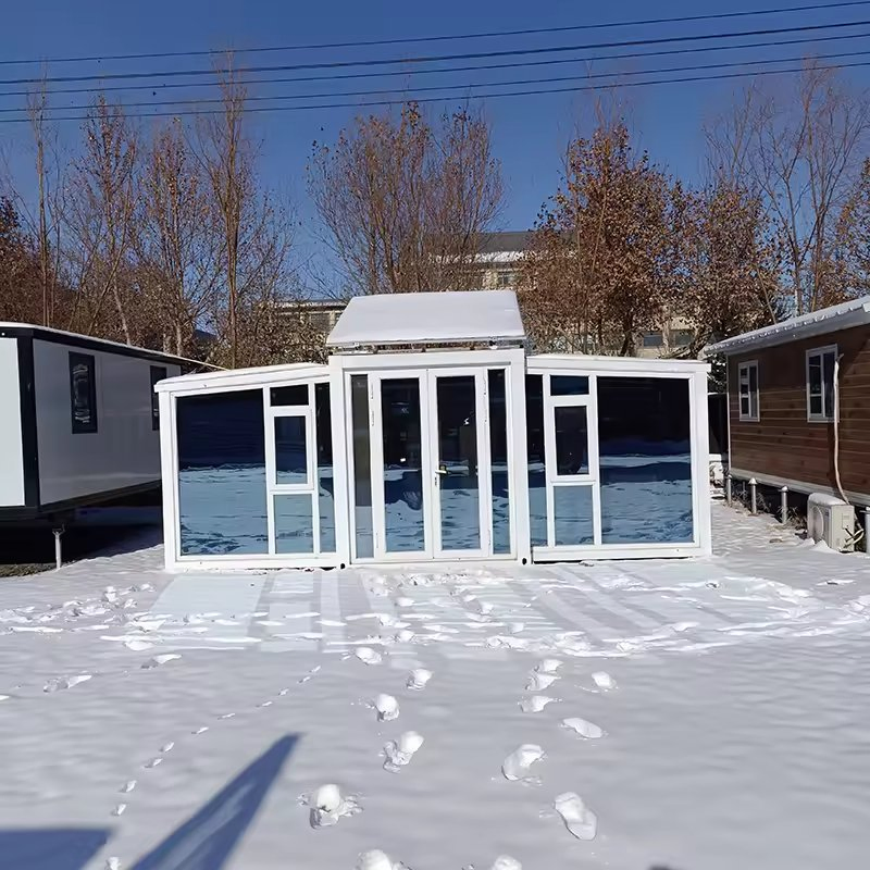 Factory Direct Expandable Container 20FT 30FT 40FT Modular House for Pet Training Base Temporary Training Space House with CE ISO