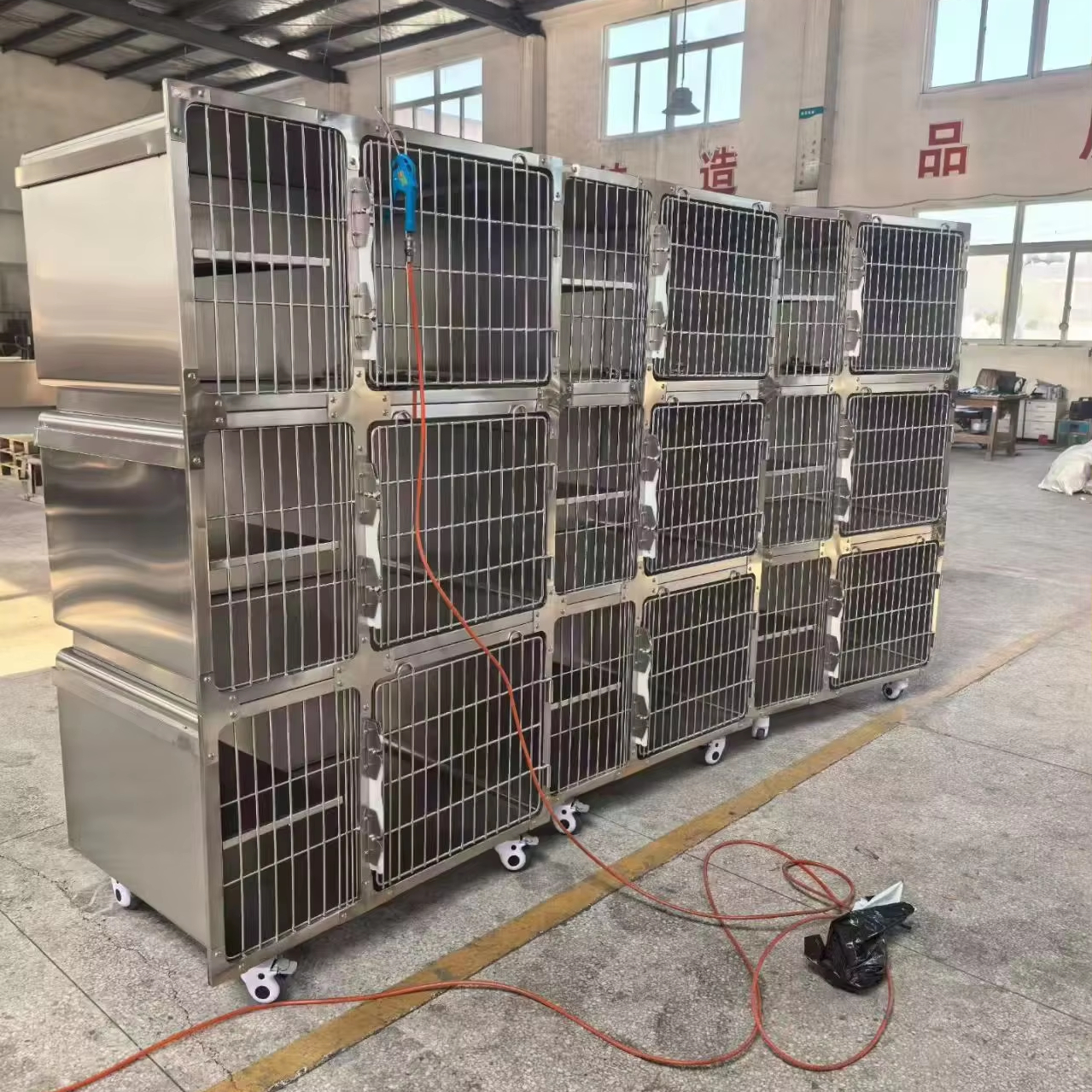 Veterinary Grade Stainless Steel Animal Hospitalization Cage, Easy to Clean &amp; Disinfect, with Removable Tray