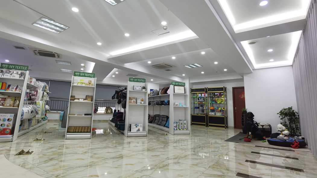 VR Showroom Entrance