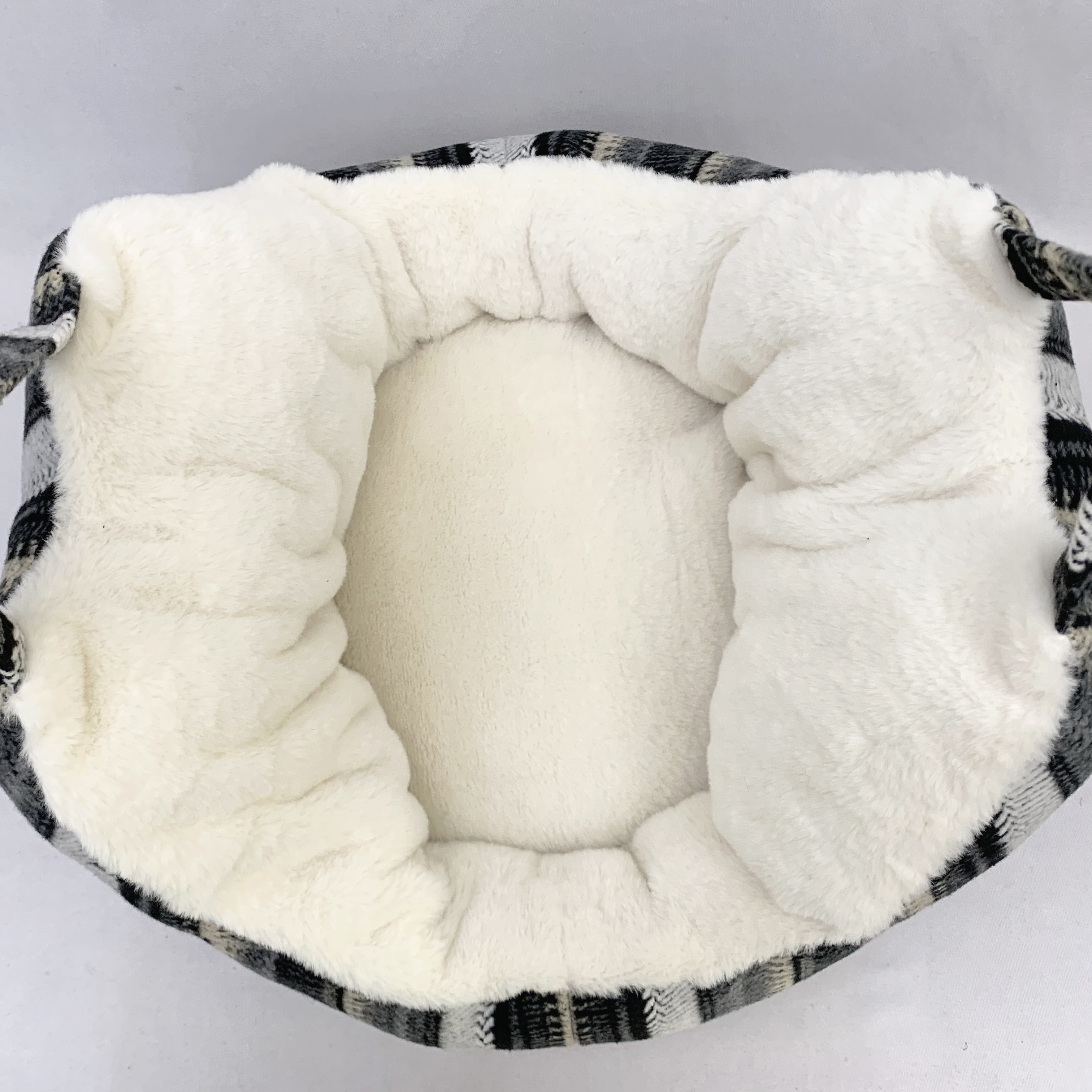 Multifunctional Elegant Sofa Pet Bed for Travel Breathable Polyester Cage Carrier for Dogs &amp; Cats