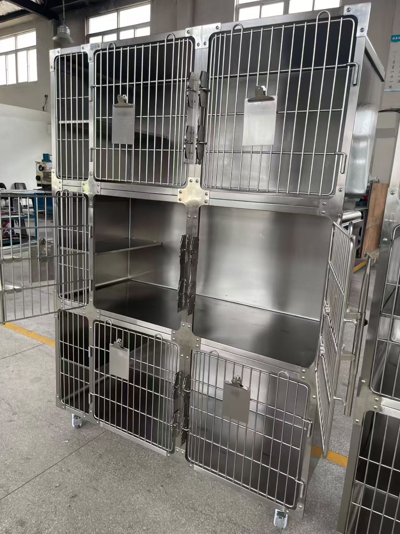 Veterinary Grade Stainless Steel Animal Hospitalization Cage, Easy to Clean &amp; Disinfect, with Removable Tray