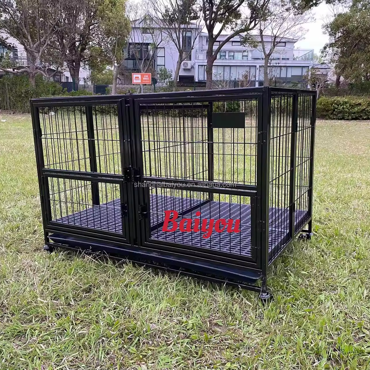 Bully Dog Crates Extra Large Heavy Duty Dog Cage and Kennels Strong Metal Iron with Plastic Tray Foldable and Easy to Use
