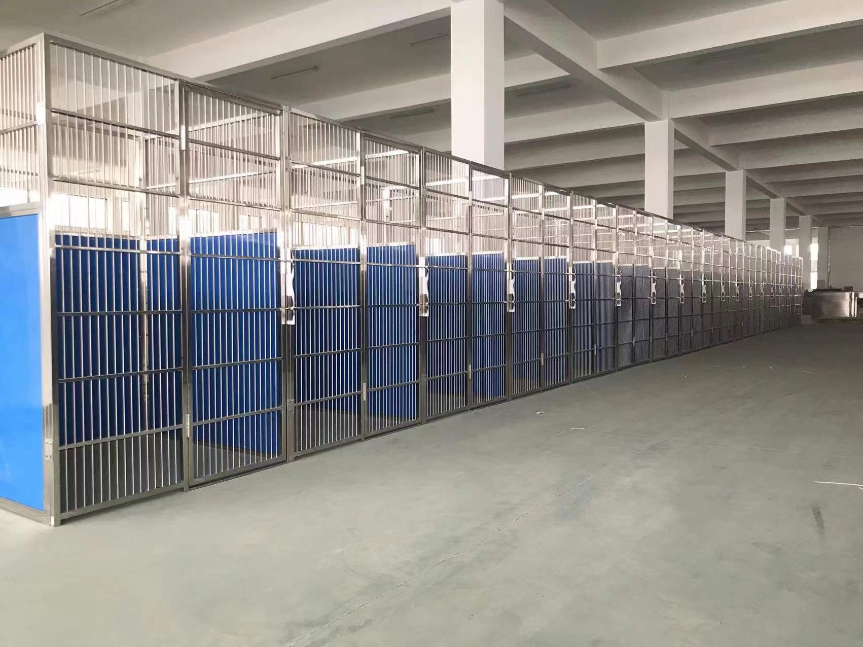 Wholesale Dog Kennels Stainless Steel Dog Kennel Customized 4x4 4x6 Outdoor Indoor Dog Boarding Facility Tempered Glass Kennels