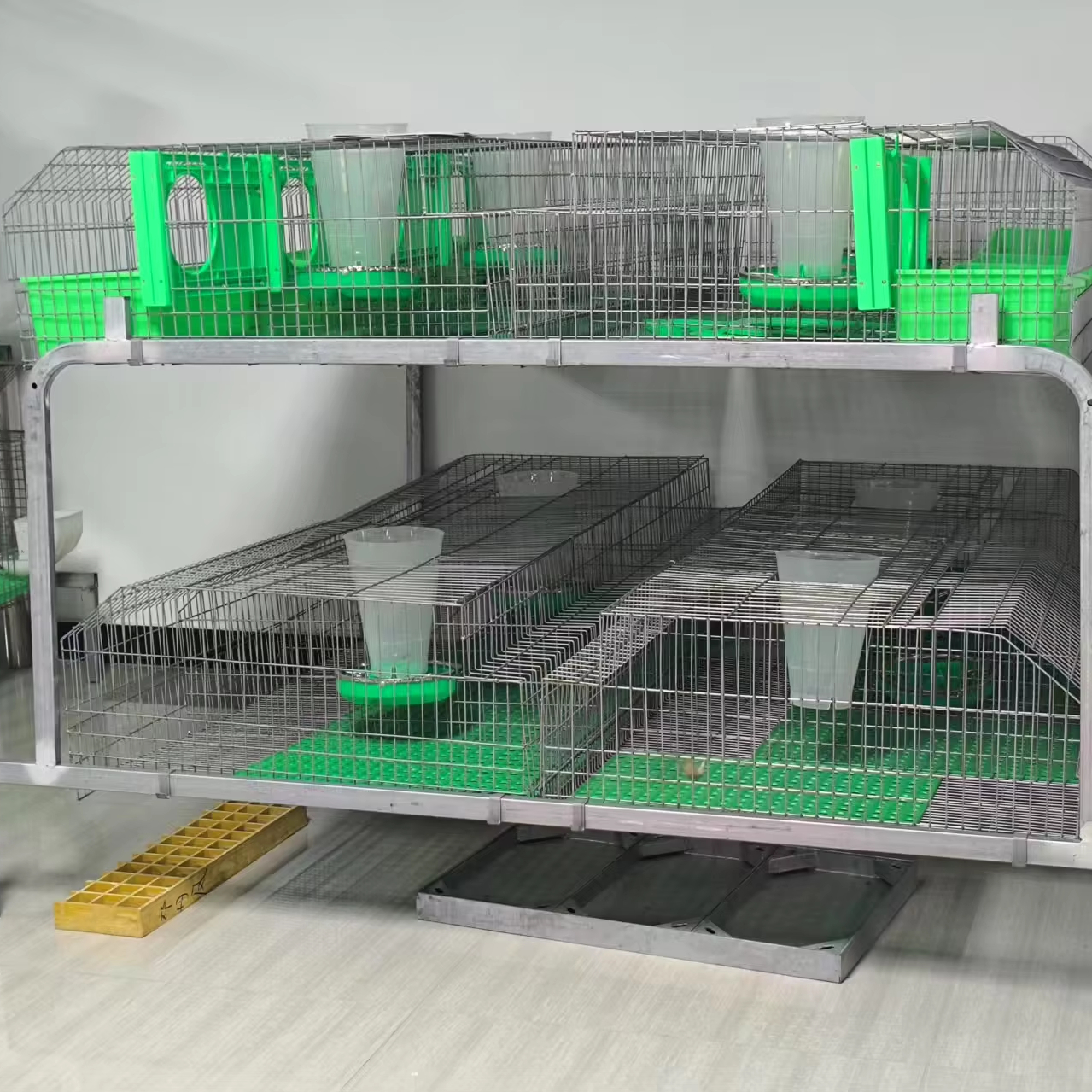 Stackable Doe &amp; Litter Cage Mother and Baby Rabbit Cage System for Breeding Rabbit