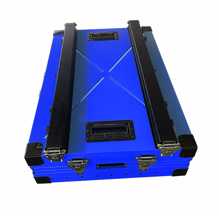 Wholesale XXL Blue Aluminum Solid Collapsible Dog Crate Heavy Duty Impact Car Transport Cage with Plastic Tray