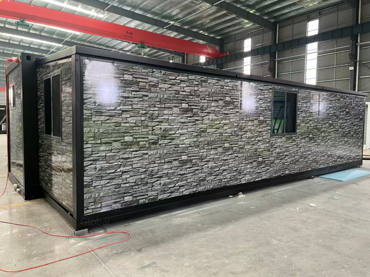 40ft Luxury Expandable Breathable Container House Modern Design Outdoor Workshop Farmhouse Warehouse Courtyard 5 Year Warranty