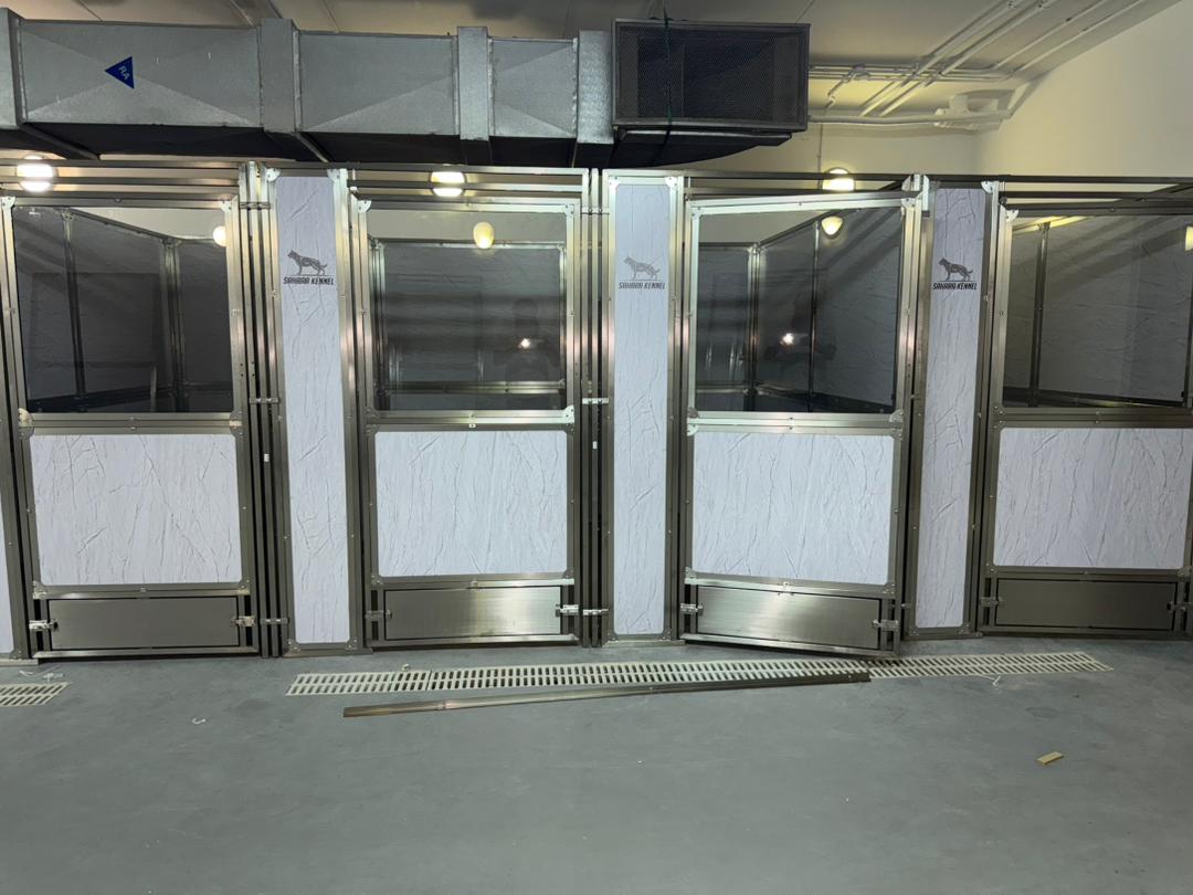 Heavy Duty Welded Metal Anti-Rust Dog Kennel Professional Modular Dog Cages Kennel Bank
