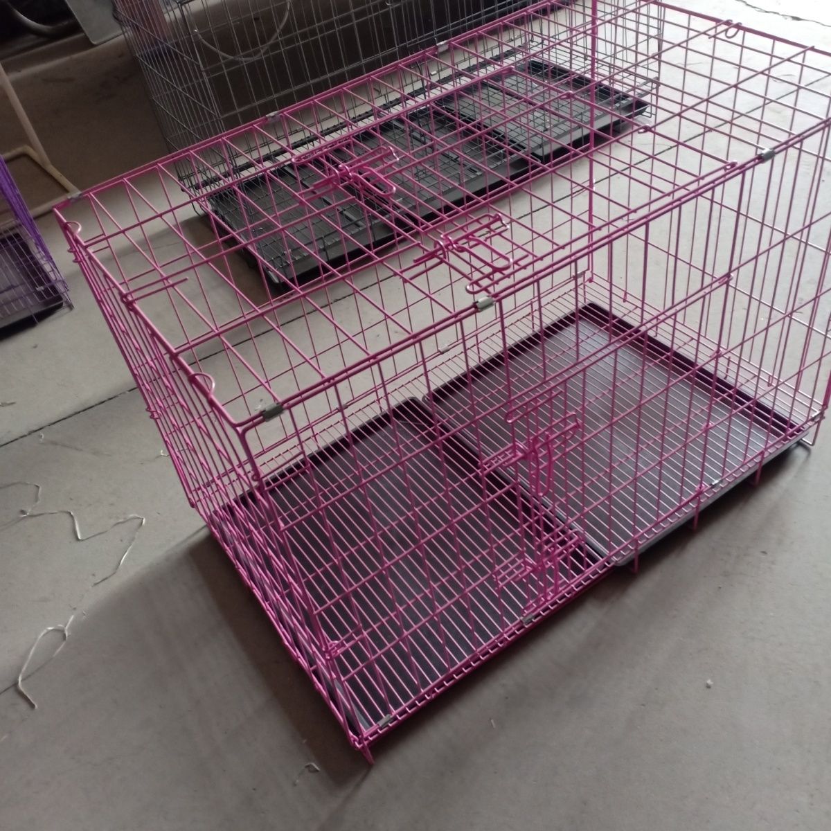 Portable Collapsible Dog Cage Modern Solid Pattern Iron Modular Design Breathable and for Outdoor Use Packed in Carton
