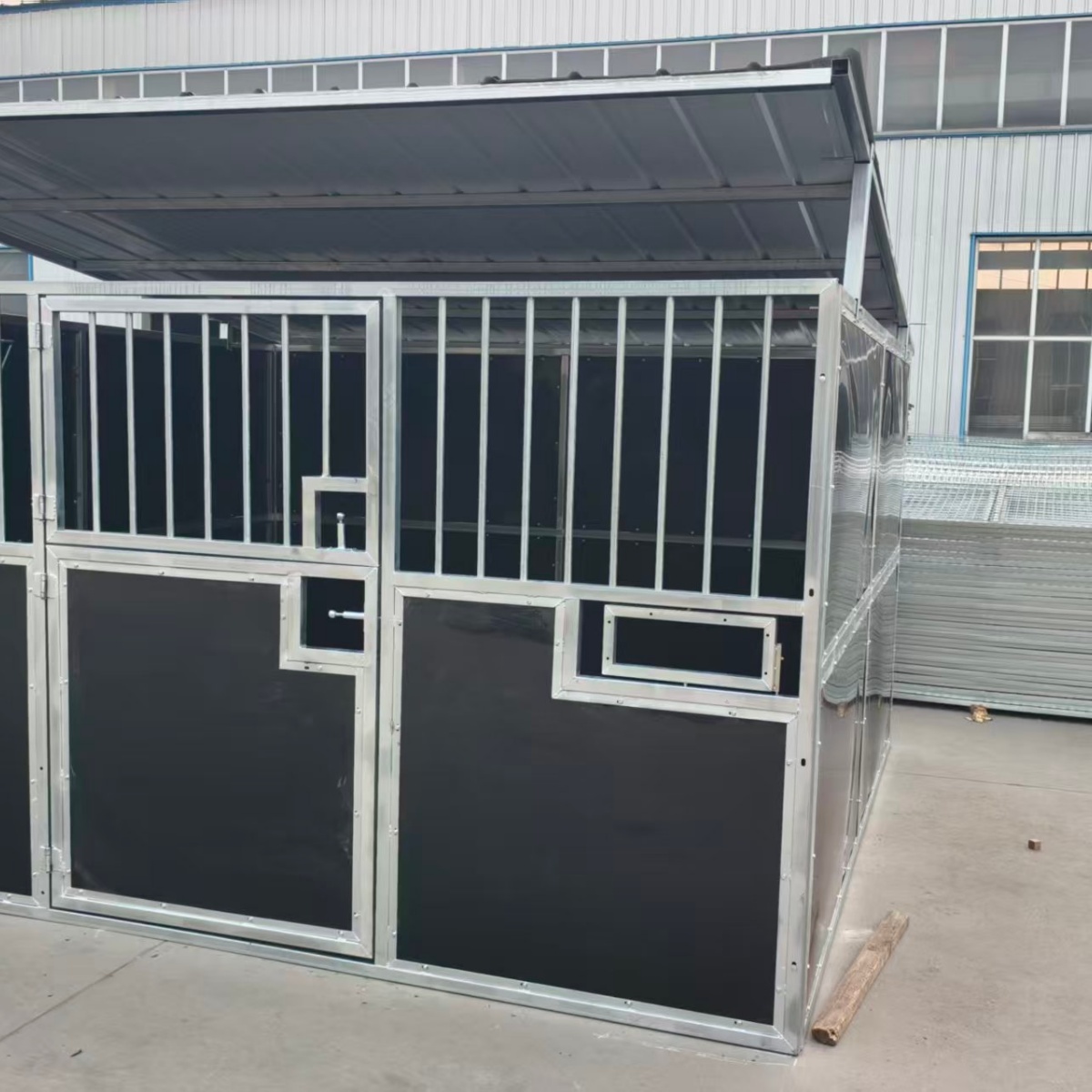 Steel Horse Stables With Roof Supply Outdoor Portable Horse Stall Panels Hinged Door