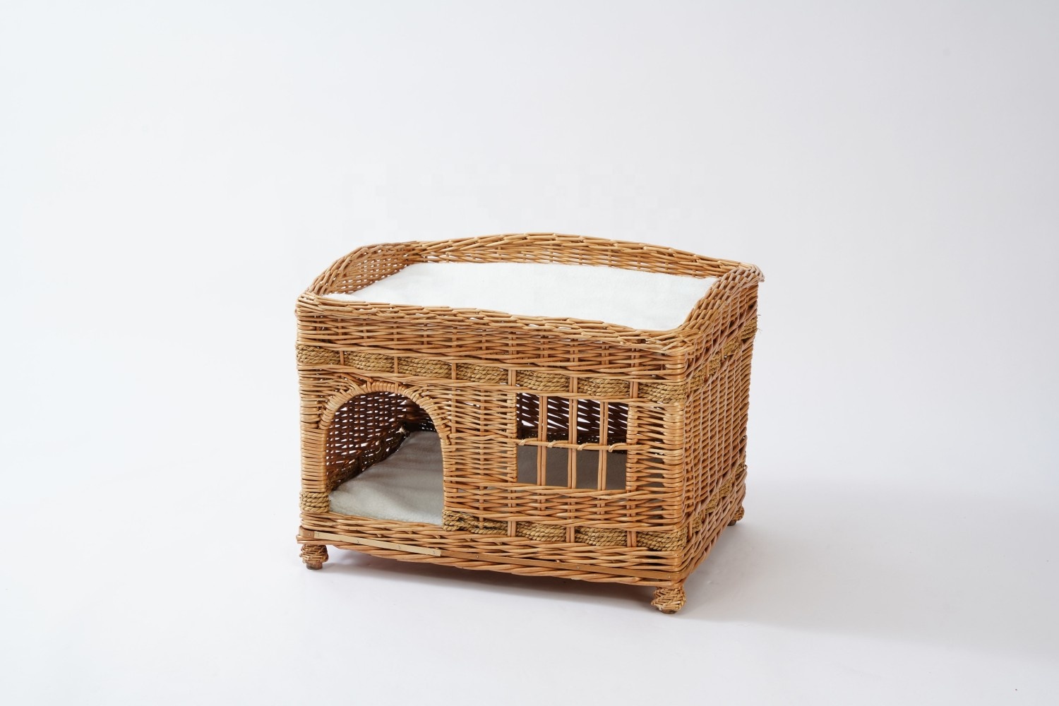 JY Willow Wicker Insulated Big Pet Houses Furniture for Dogs Waterproof Cats Fabric Play Weatherproof Pet Houses Furniture