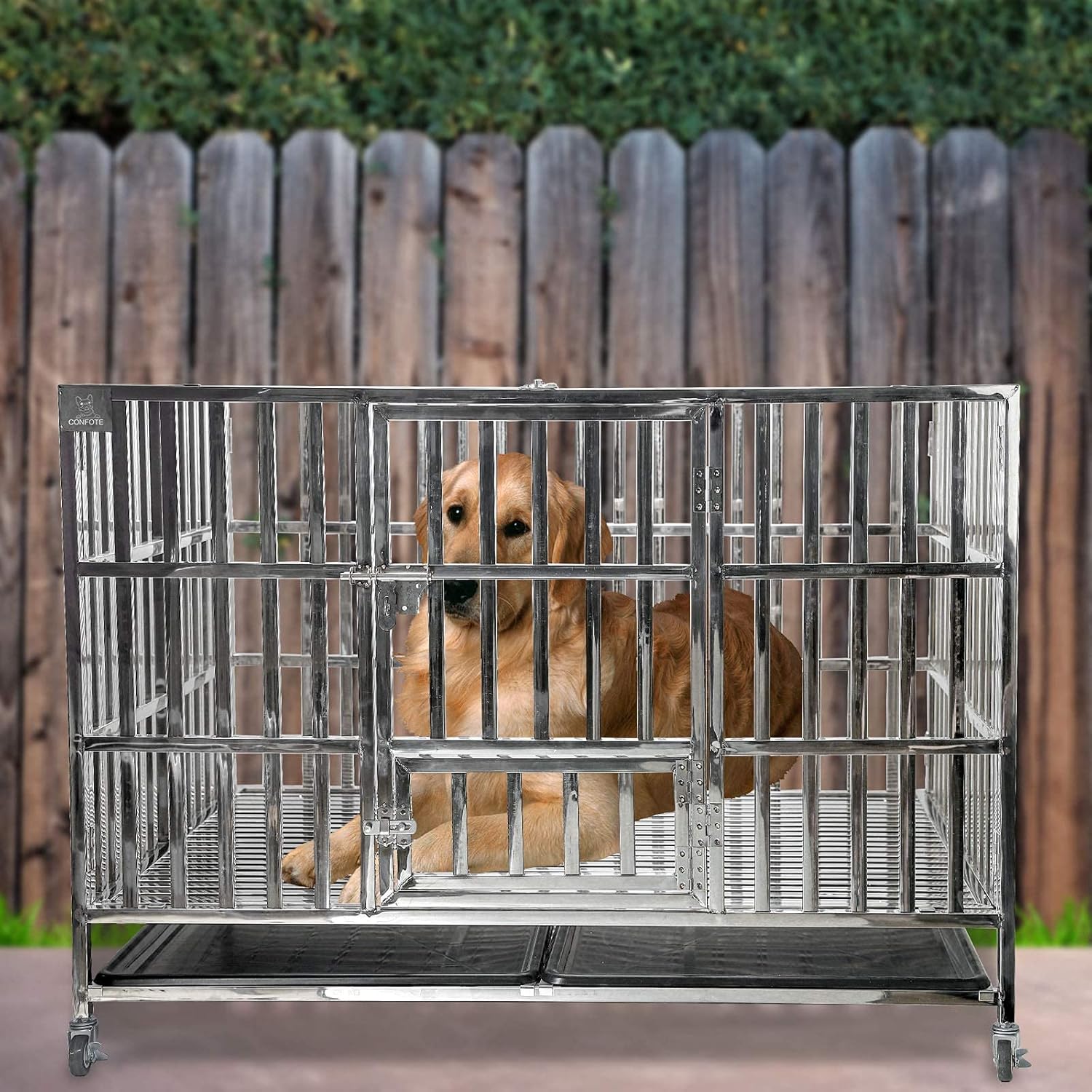 Dog cage locking mechanism