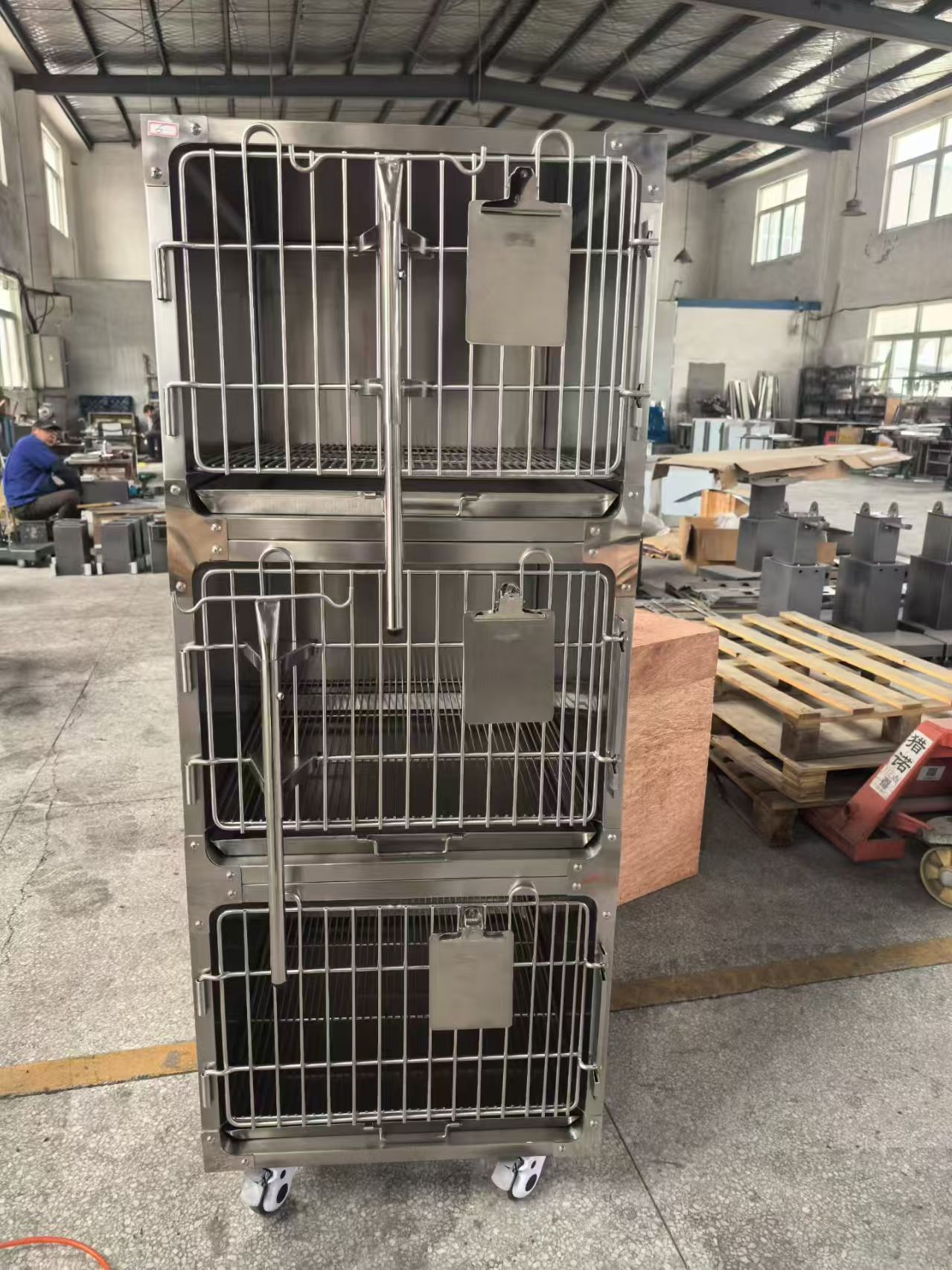 Veterinary Grade Stainless Steel Animal Hospitalization Cage, Easy to Clean &amp; Disinfect, with Removable Tray