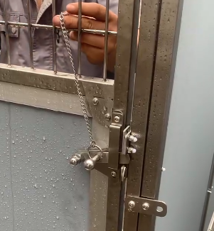Internal/External Latch