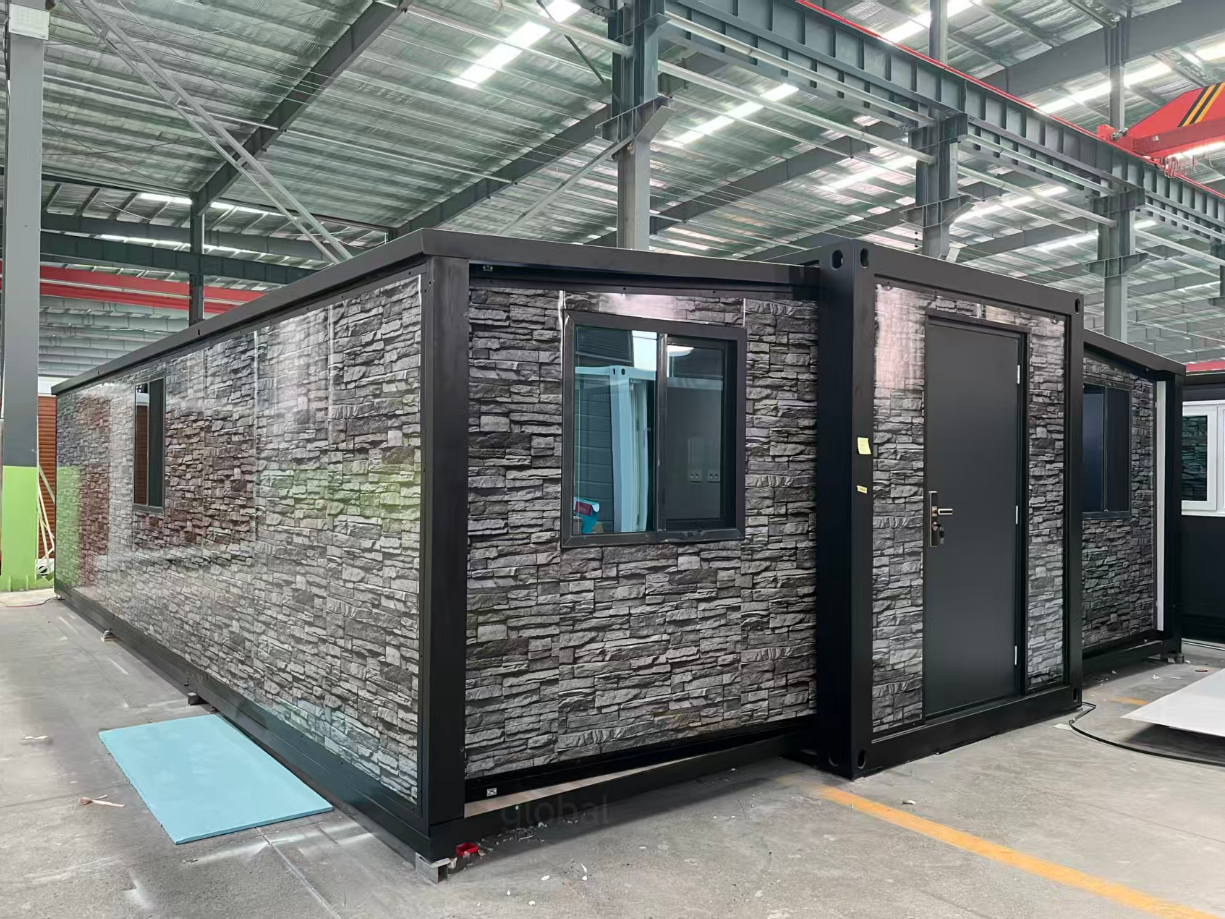40ft Luxury Expandable Breathable Container House Modern Design Outdoor Workshop Farmhouse Warehouse Courtyard 5 Year Warranty