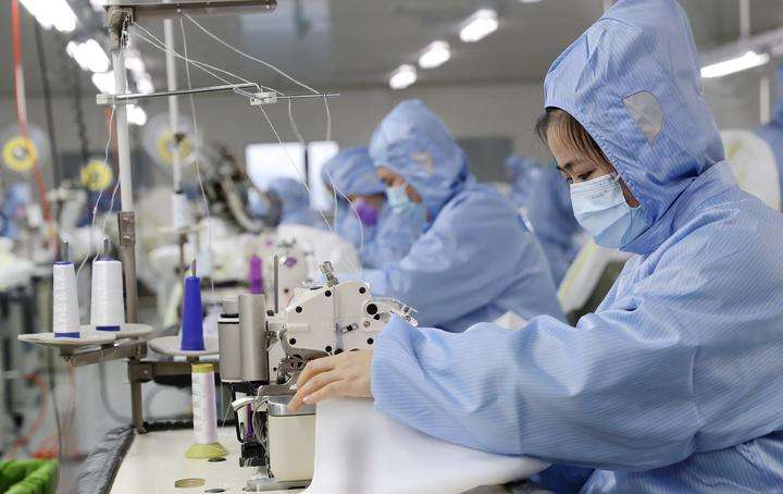 Disposable Medical Coverall Nonwoven Safety Surgical Protective Clothing