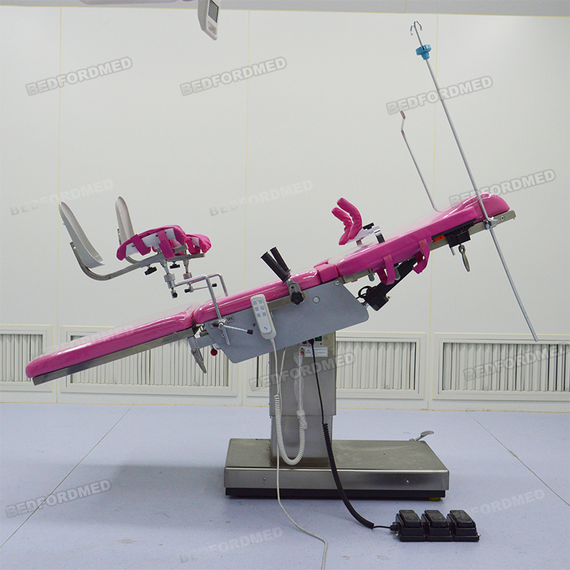 Clinic Electric Gynecological Surgery Table Delivery Table Me99b-1