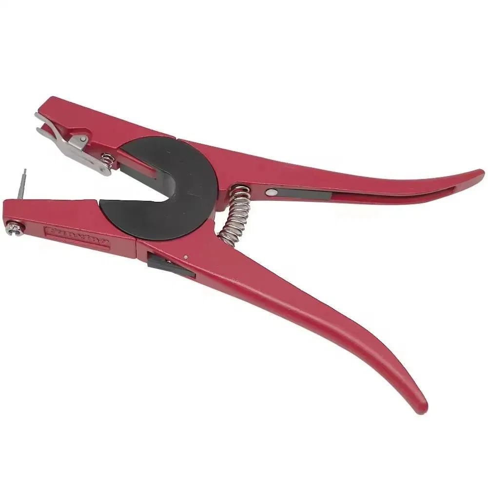 Efficient Ear Tag Pliers for Cattle and Sheep Management for Pet Products