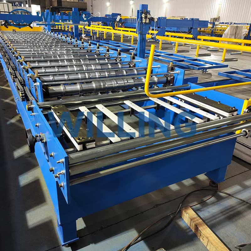 Willing Steel Roof Tile Forming Machine 0.3-2mm Rolling Thickness 1220mm Feeding Width