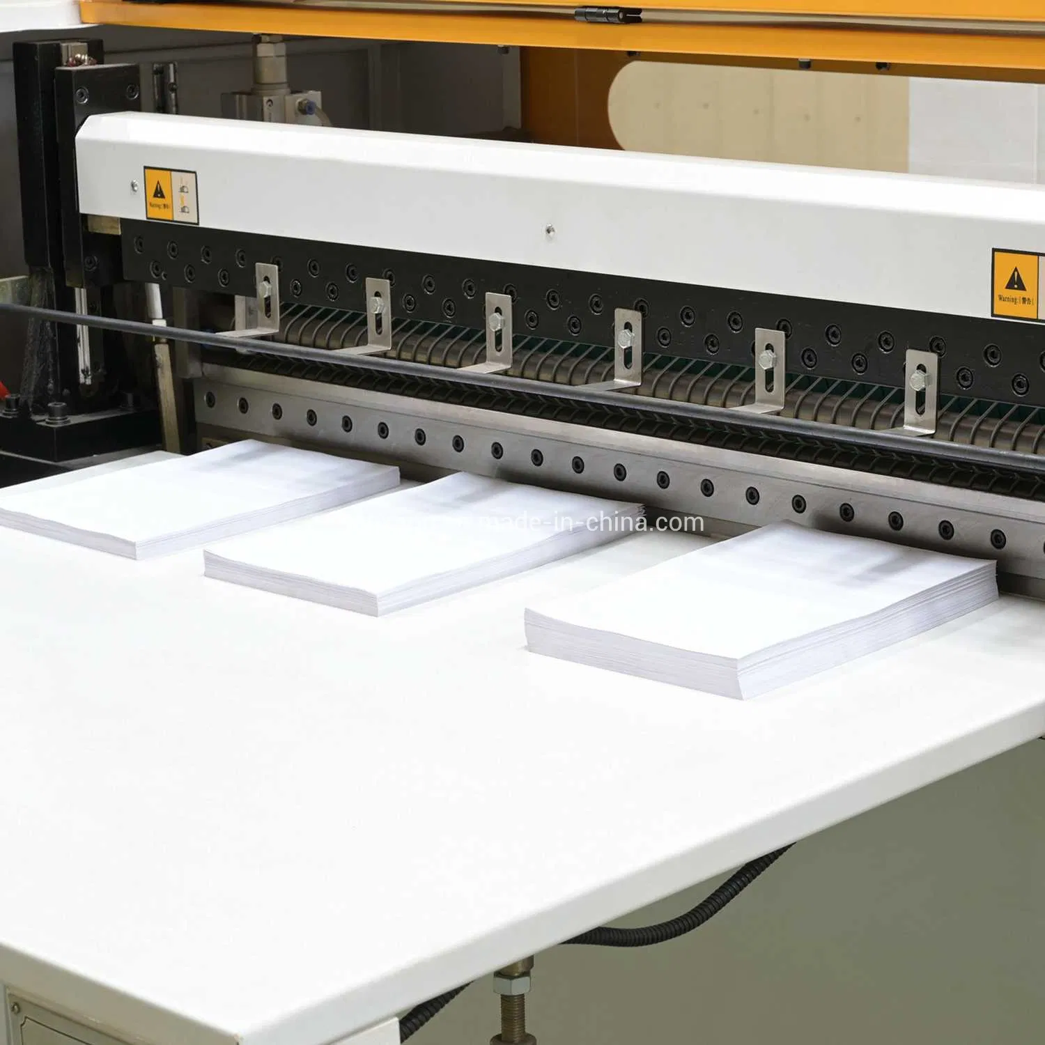 High Speed A4/A3 Paper Roll to Sheets Cutting Machine (One Roll Feeding)