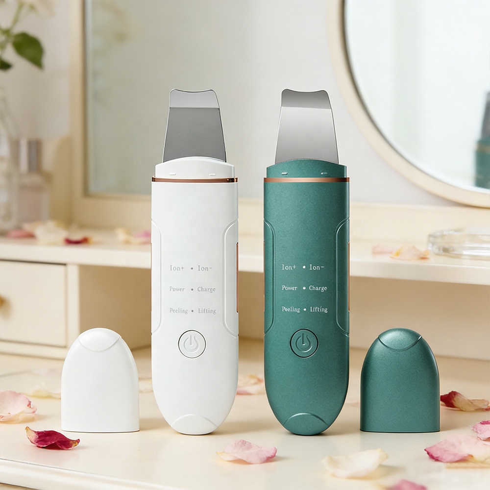 Waterproof Pore Clean Exfoliator Ultrasonic Skin Scrubber Ultrasonic Skin Shovel Face Scrubber with Mist for for Home and Salon