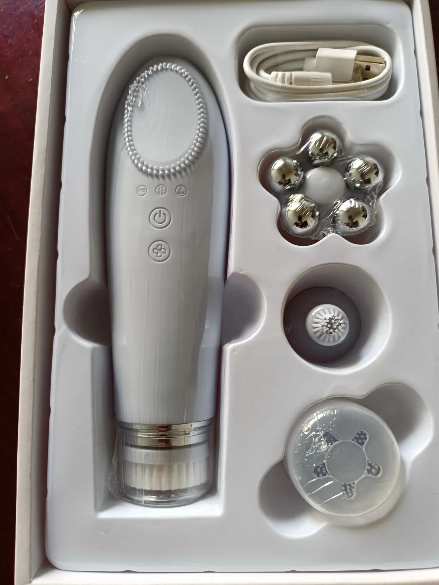 Facial Brush Details 9