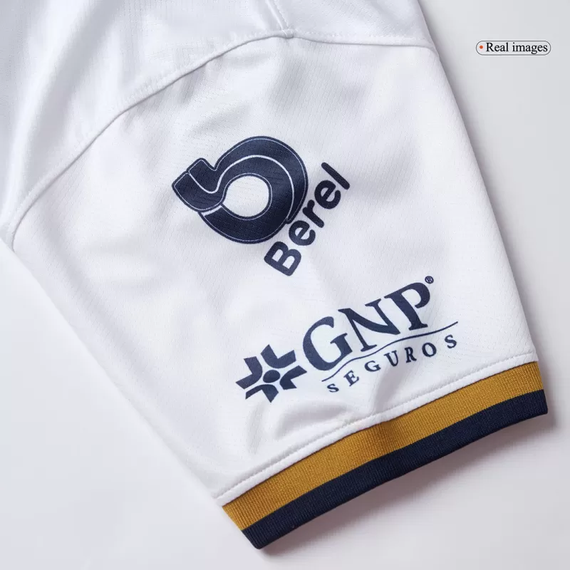 Pumas UNAM football shirt