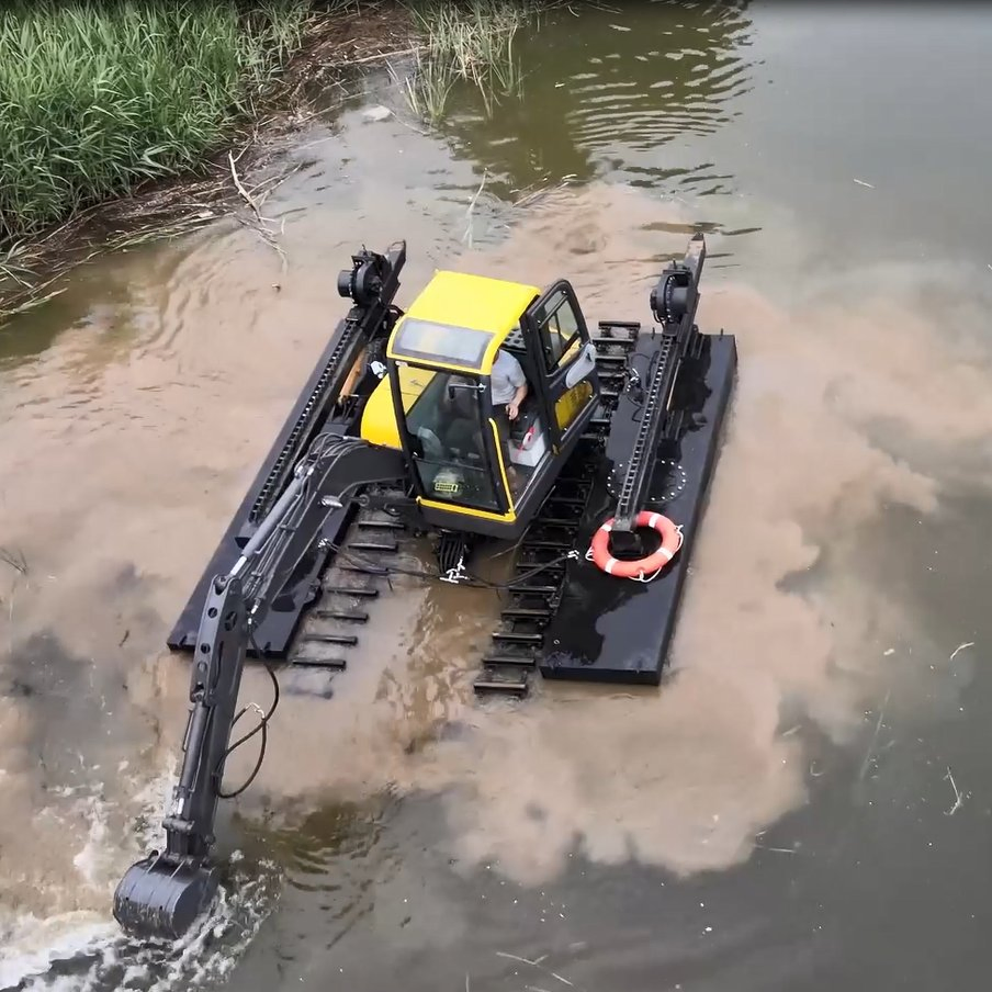 Amphibious Pontoons Excavator as Small Excavator Machine