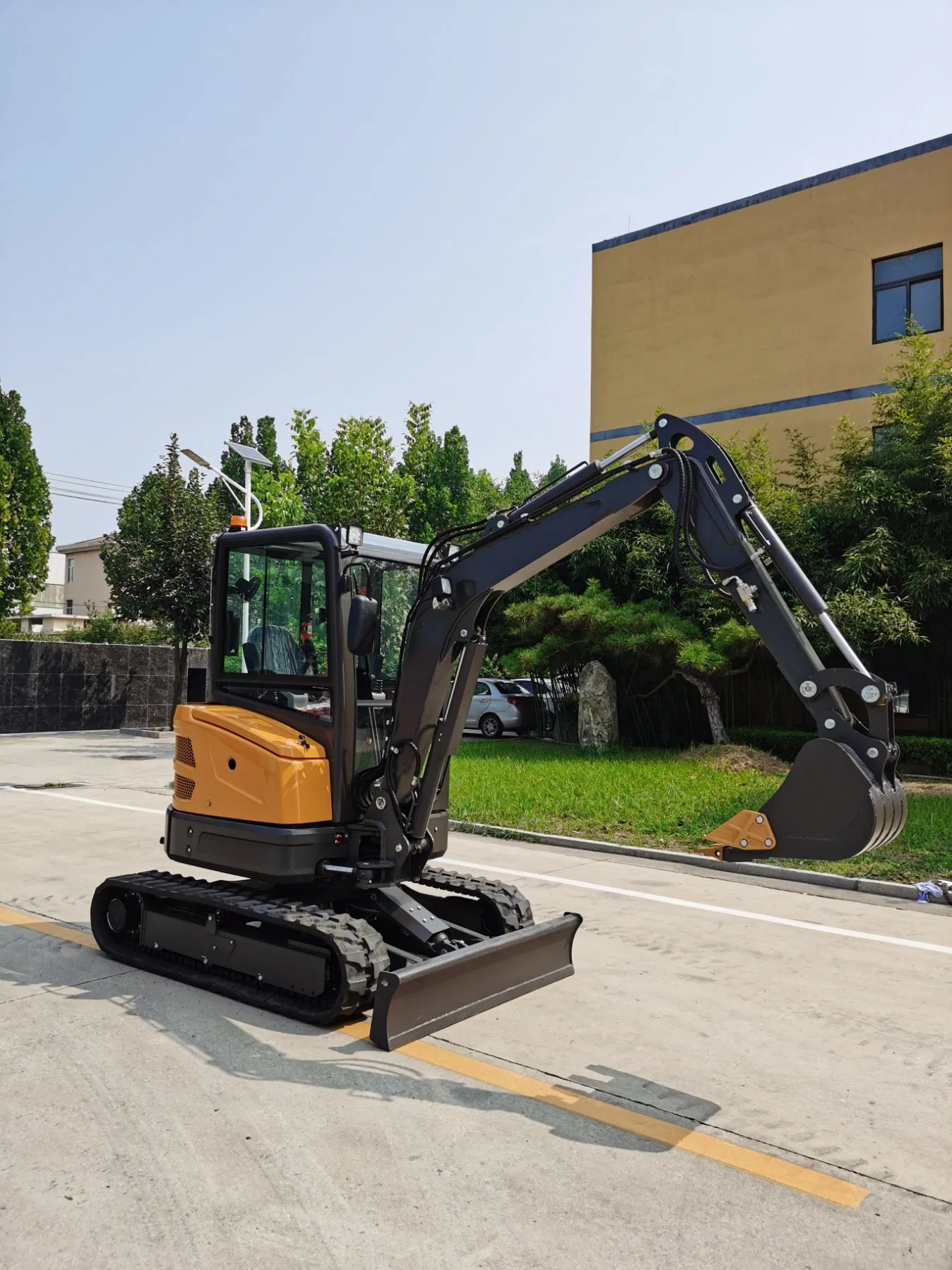 Hot Cheap Mini Excavator for Sale Hydraulic Crawler Digger Mini Excavator 1ton 2 Ton 3.5 Ton Free Shipping 3 Ton 3.5 Ton Prices with Thumb Bucket for Sale