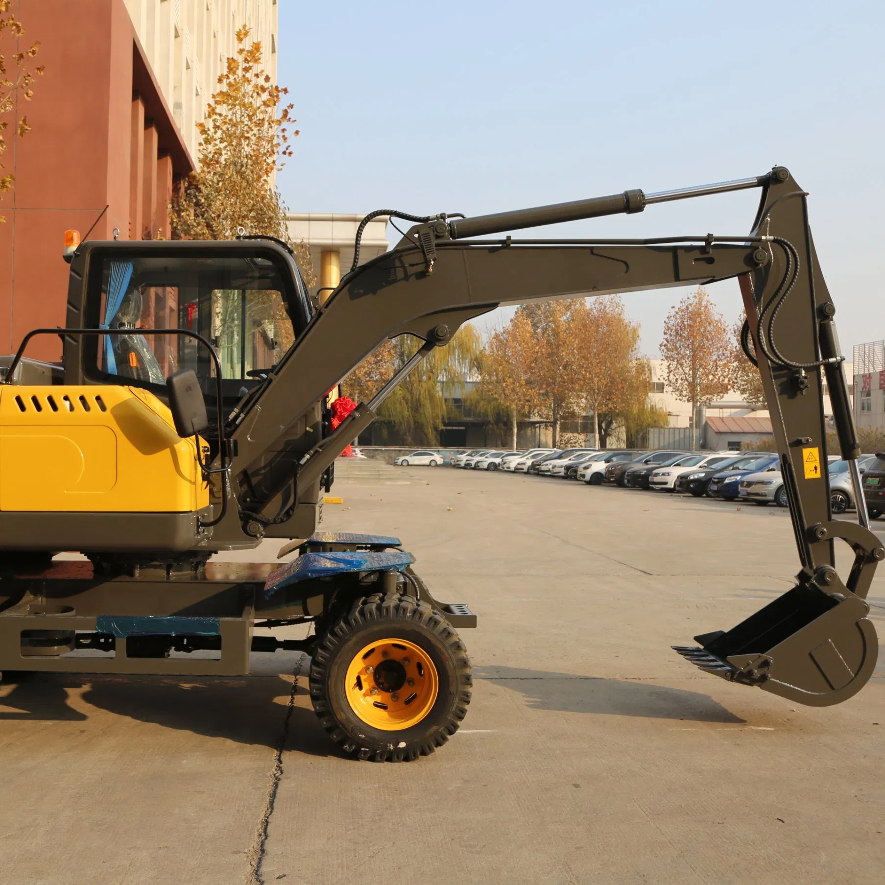 Electric Compactor Mini Small Crawler Wheeled Used Bucket Digger Earth Moving Ton Machinery Construction Farm Asphalt Road Hydraulic Wheel Excavator