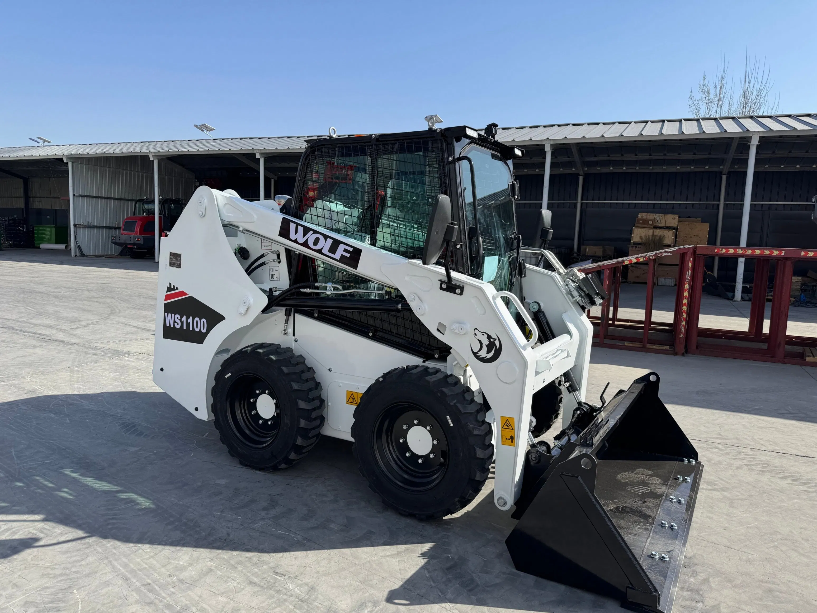 China Wolf WS1100 with CE/EPA Engine/Backhoe/Crawler Hydraulic Mini/Micro/Tracked Skid Steer Loader with Fast Speed and Flow Output
