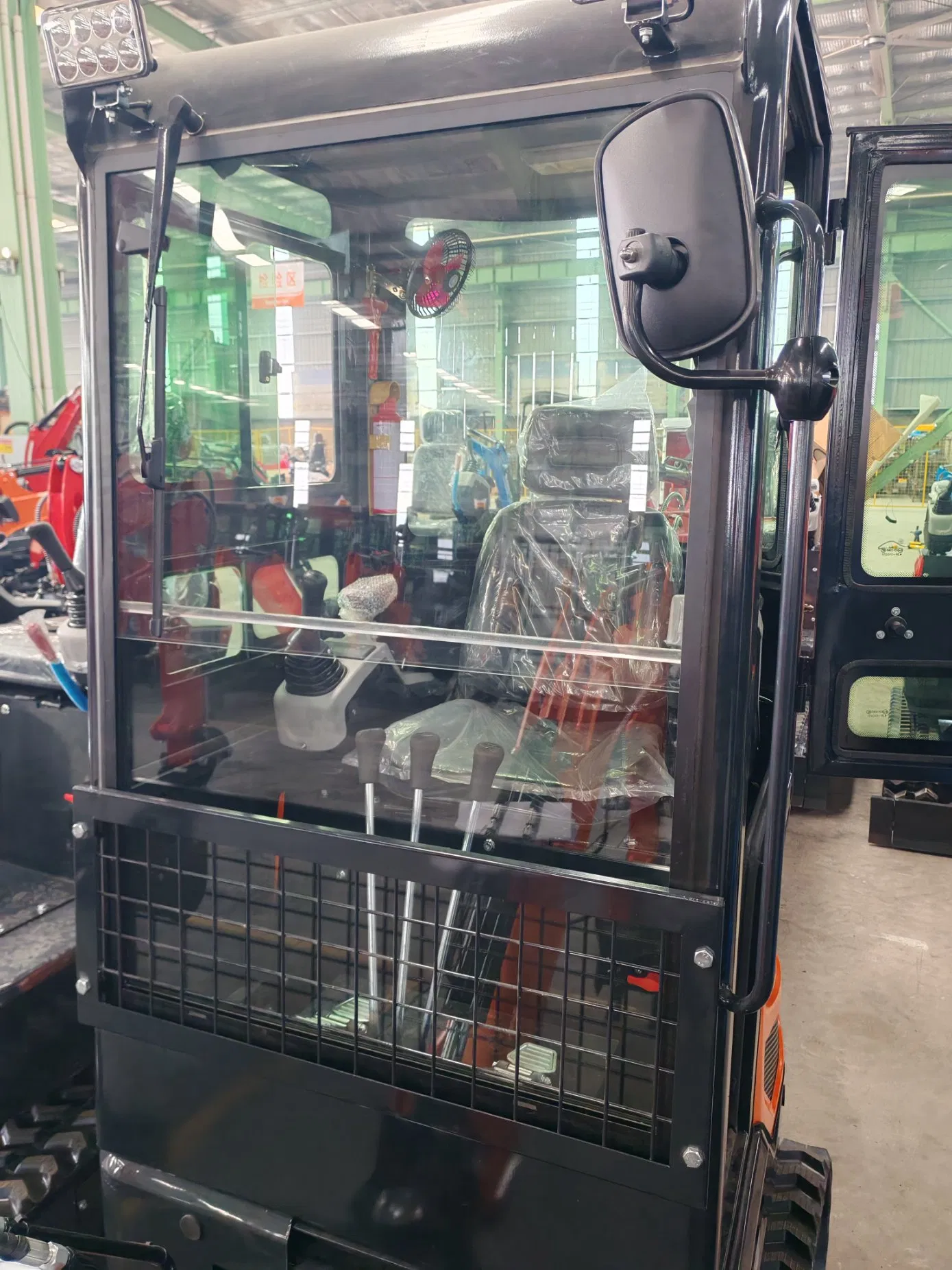 Factory Direct Betensh Brand New Operator Cabin Efficient Versatile Robust Piston Motor 2.5t Mini Excavator