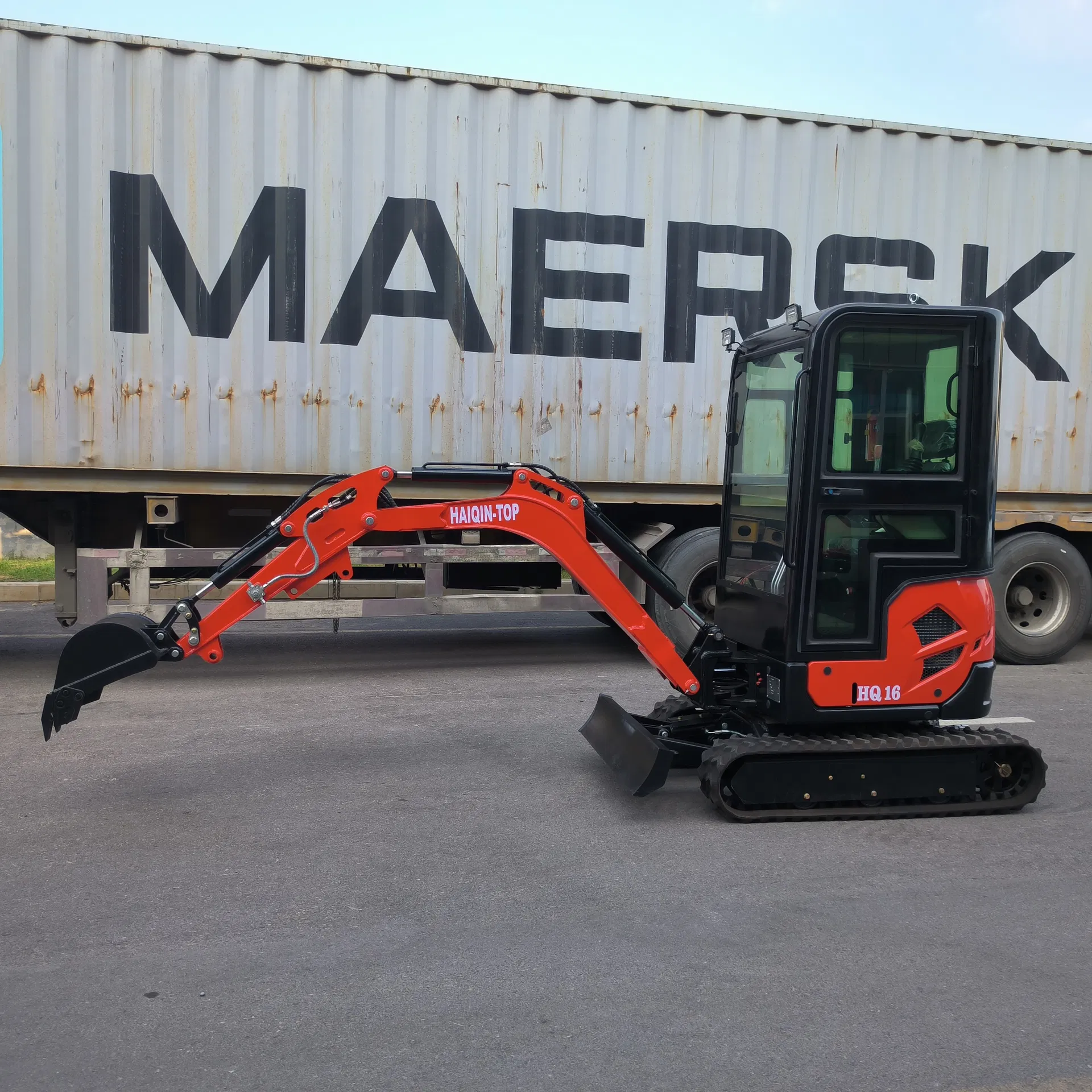 HQ16 Mini Excavator