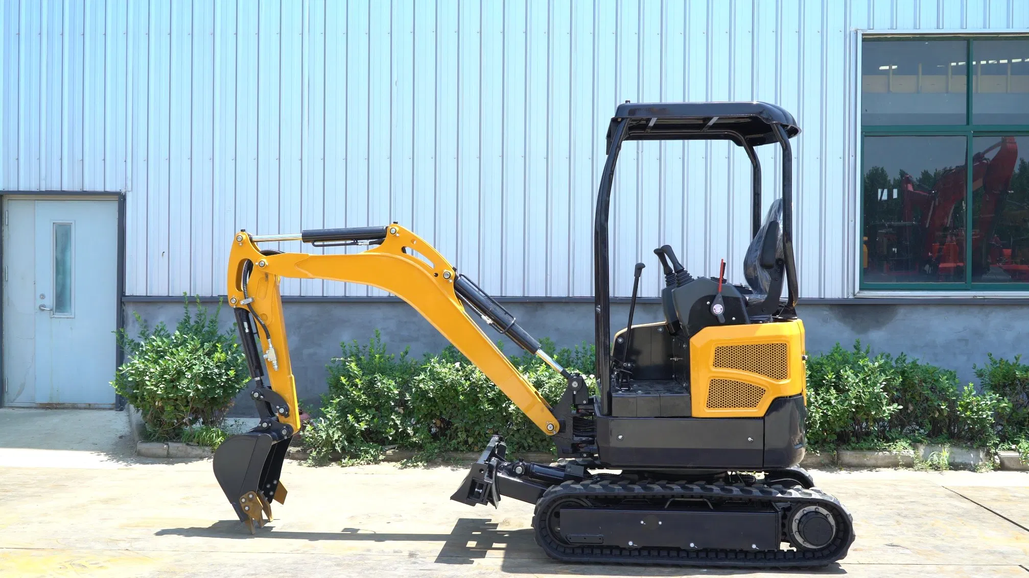 Hx20t Mini Excavator 2 Ton Weight Mini Digger Retractable Track Excavator
